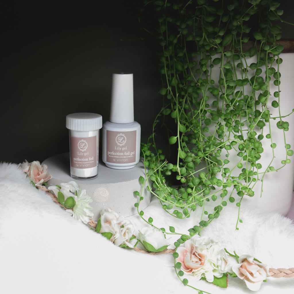 lily white gel Pure White